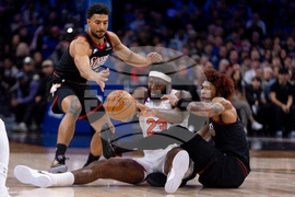 Knicks 76ers Basketball