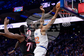 Knicks 76ers Basketball