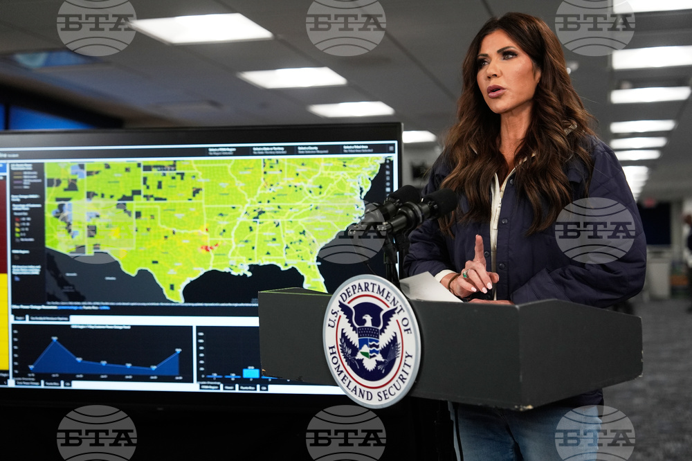 Homeland Secretary Kristi Noem