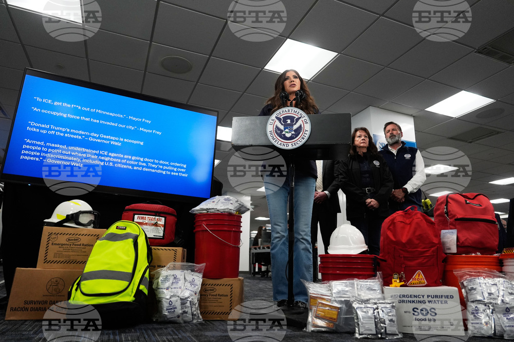 Homeland Secretary Kristi Noem