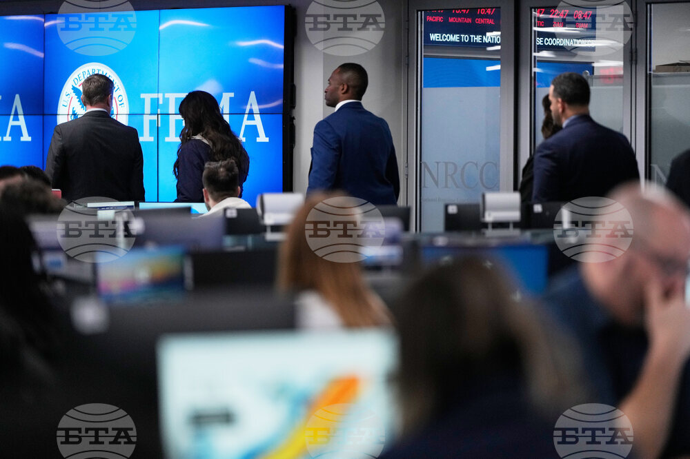 Homeland Secretary Kristi Noem