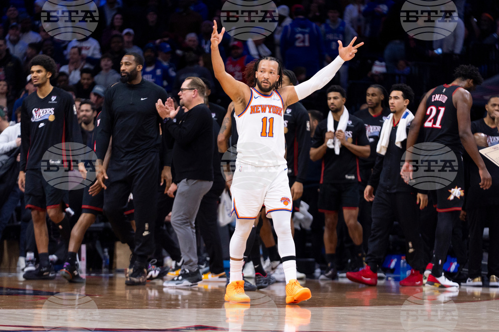 Knicks 76ers Basketball