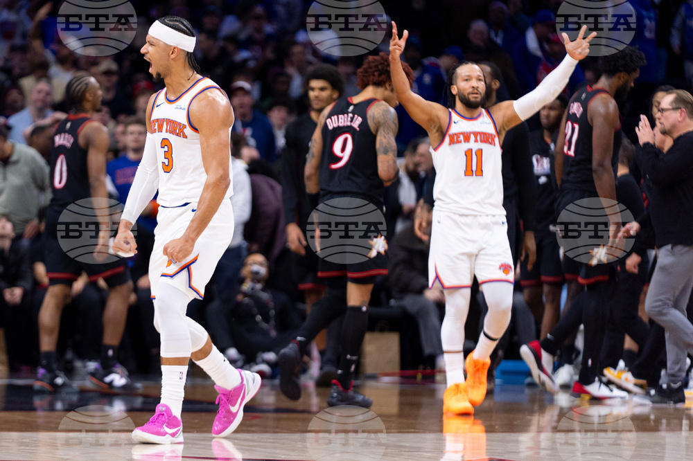 Knicks 76ers Basketball