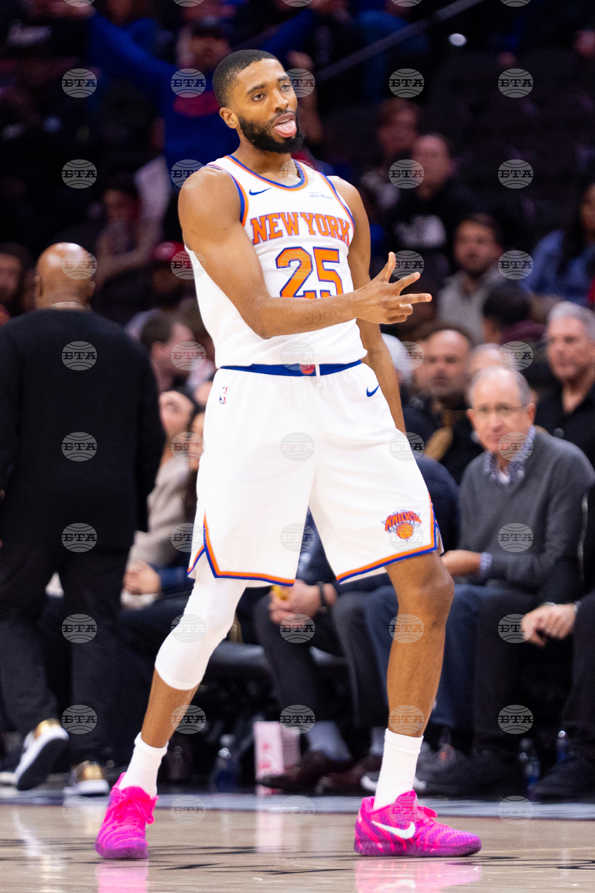 Knicks 76ers Basketball