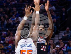 Knicks 76ers Basketball