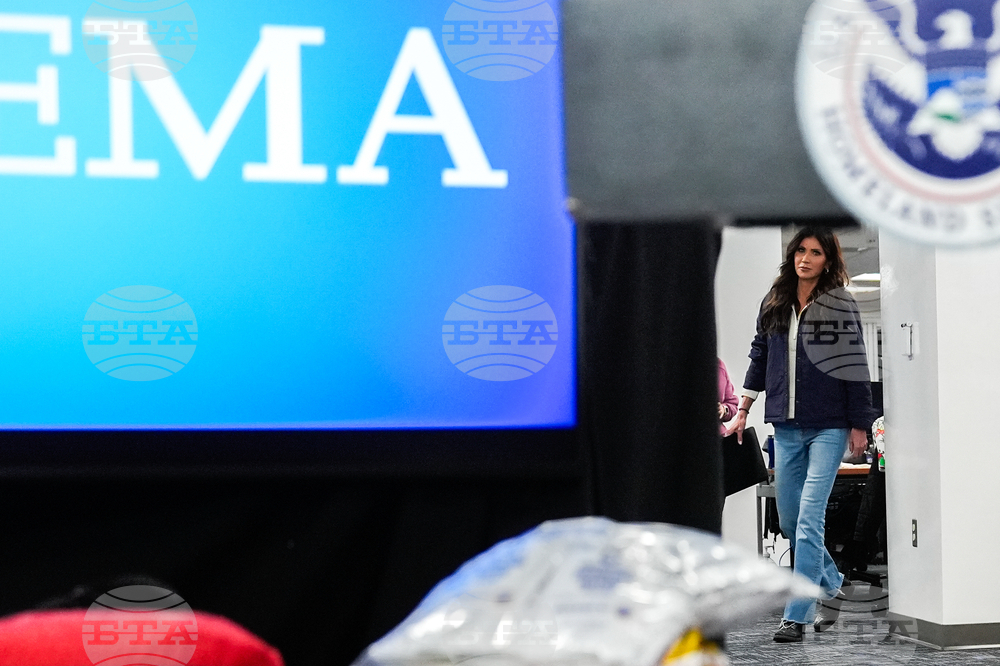 Homeland Secretary Kristi Noem