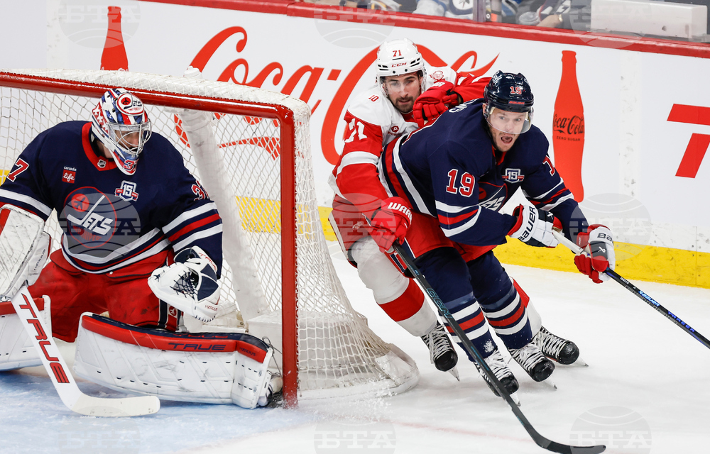 Red Wings Jets Hockey