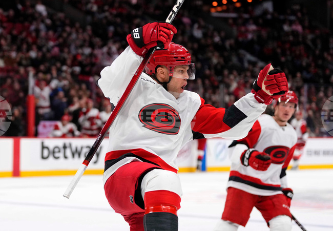 Hurricanes Senators Hockey