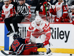 Red Wings Jets Hockey