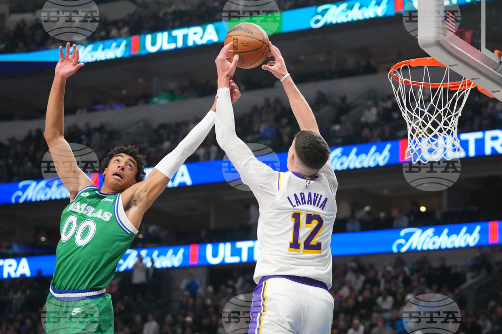 Lakers Mavericks Basketball