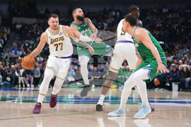 Lakers Mavericks Basketball