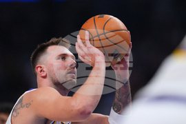 Lakers Mavericks Basketball