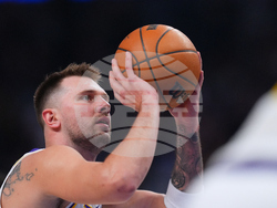 Lakers Mavericks Basketball