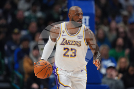 Lakers Mavericks Basketball