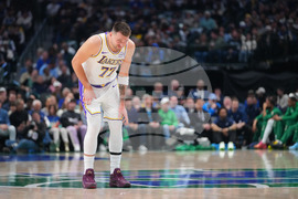 Lakers Mavericks Basketball