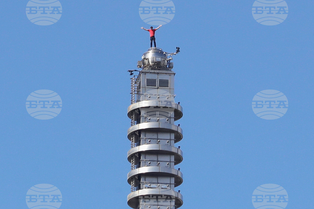 Taiwan Alex Honnold Taipei 101