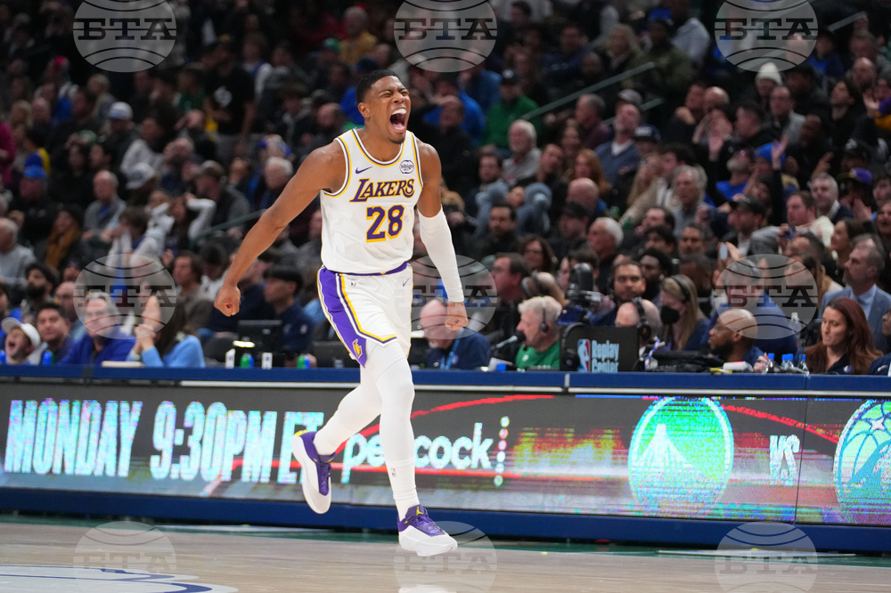 Lakers Mavericks Basketball