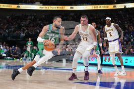 Lakers Mavericks Basketball