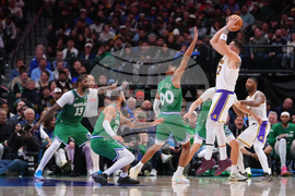 Lakers Mavericks Basketball