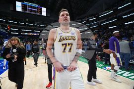 Lakers Mavericks Basketball