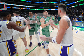 Lakers Mavericks Basketball