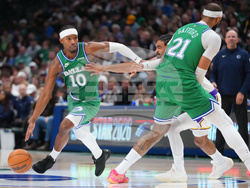 Lakers Mavericks Basketball