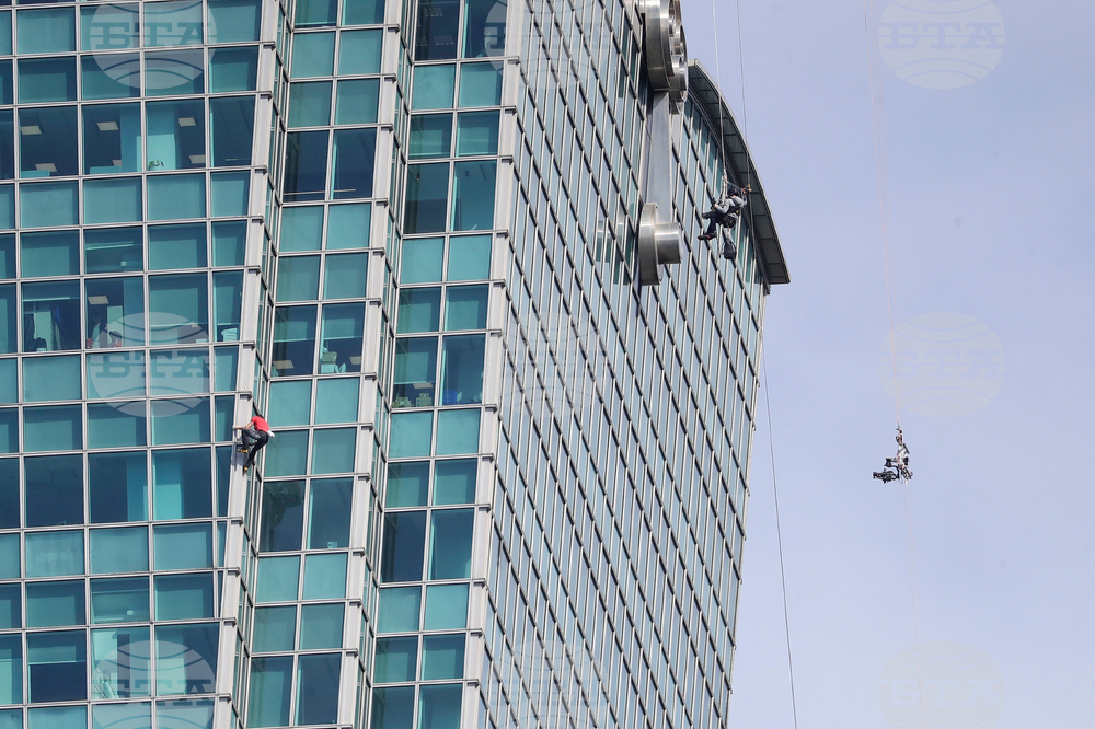Taiwan Alex Honnold Taipei 101