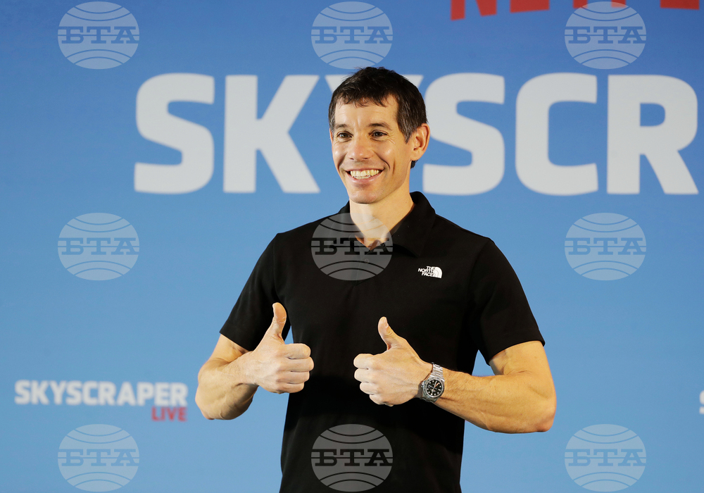 Taiwan Alex Honnold Taipei 101