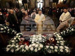 Празнична утреня в митрополитската катедрала „Св. великомъченица Неделя“ 