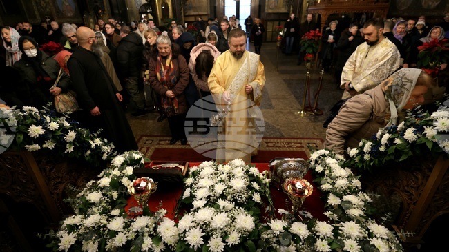 За нас е много голямо благословение да имаме възможността да се поклоним на свети Давид от Евбея и свети Йоан Руски, каза патриарх Даниил