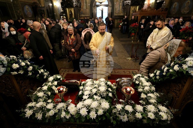 За нас е много голямо благословение да имаме възможността да се поклоним на свети Давид от Евбея и свети Йоан Руски, каза патриарх Даниил