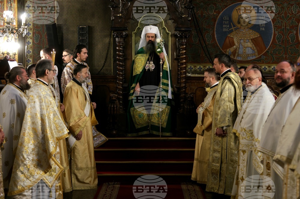 Празнична утреня в митрополитската катедрала „Св. великомъченица Неделя“ - патриарх Даниил и митрополит Хризостом