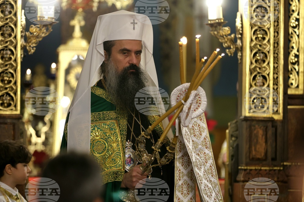 Празнична утреня в митрополитската катедрала „Св. великомъченица Неделя“ - патриарх Даниил и митрополит Хризостом