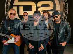 D2 пуска първата си плоча, снимка – екип D2