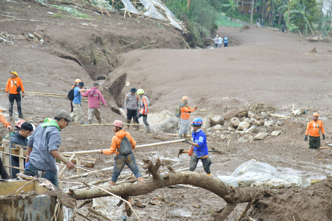Indonesia Landslide