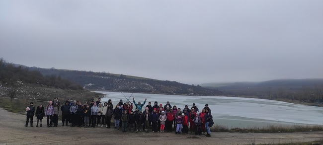 Туристи от „Буйна гора“ почетоха Освобождението на Разград и празника на града с традиционен поход между Балкански и Осенец