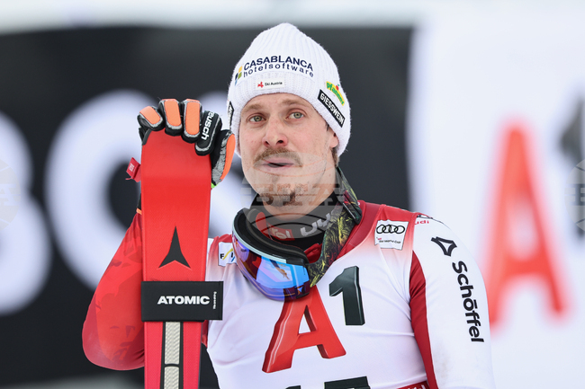 Мануел Фелер пропуска оставащите стартове от Световната купа по ски до края на сезона