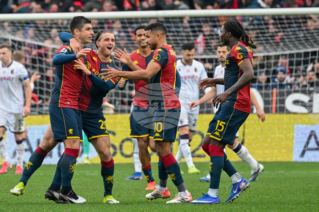 Дженоа подписа с халфа на Алверка Аморим