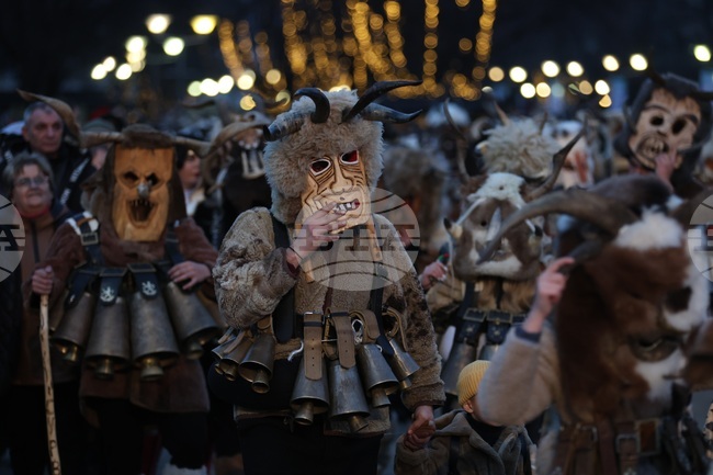 Българският празник Сурва бе отбелязан от българската общност в Олшанка и Первомайск в Украйна