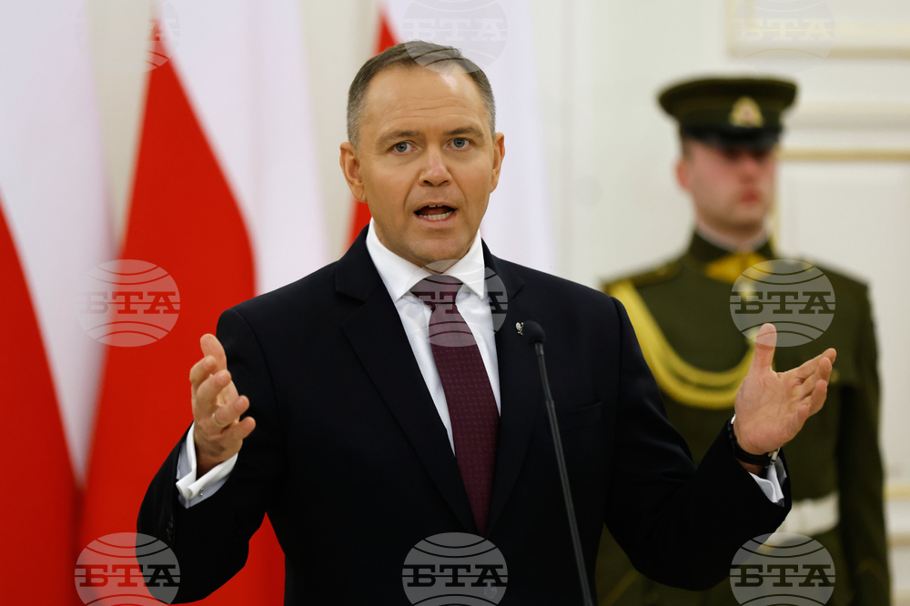 Полша обмисля да създаде алтернатива на програмата "СЕЙФ" на ЕС, заяви полският президент