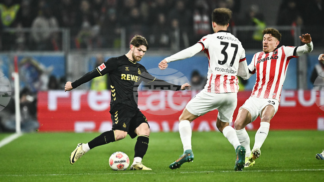 Фрайбург надигра Кьолн в среща от Бундеслигата