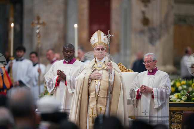 Папа Лъв Четиринадесети се очаква да посети Перу през ноември или в началото на декември тази година, заяви високопоставен перуански епископ