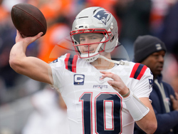 Patriots Broncos Football