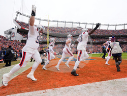 Patriots Broncos Football