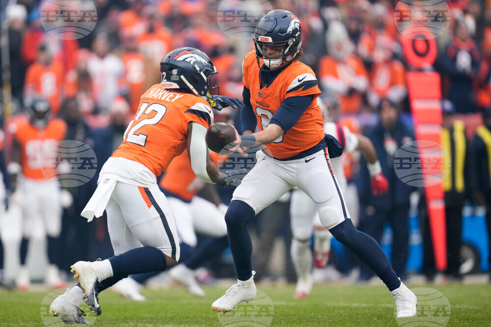 Patriots Broncos Football