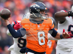 Patriots Broncos Football