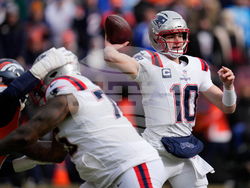 Patriots Broncos Football