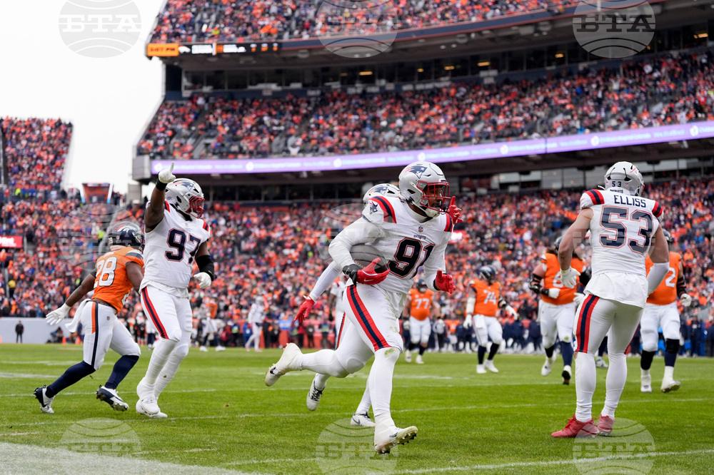 APTOPIX Patriots Broncos Football