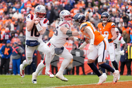 Patriots Broncos Football