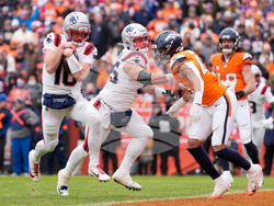 Patriots Broncos Football